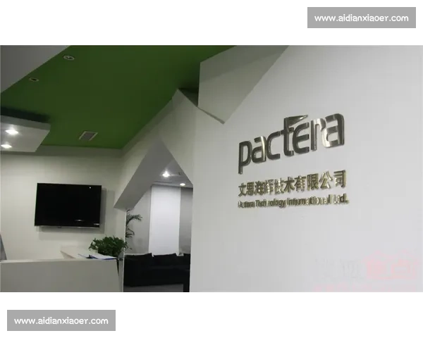 欧洲豪门转会风云再起新赛季格局全面解析与焦点球星动态深度追踪 - 副本 - 副本