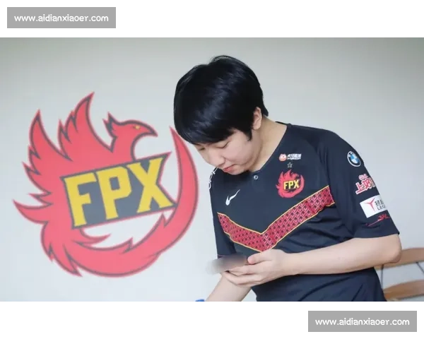 焦点对决落幕豪门逆转取胜晋级决赛引爆全场热议冠军争夺战赛季巅峰 - 副本 - 副本